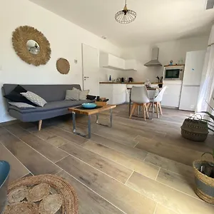  Hébergement de vacances Maison T3 Proche Centre-ville Quartier Le Gand France