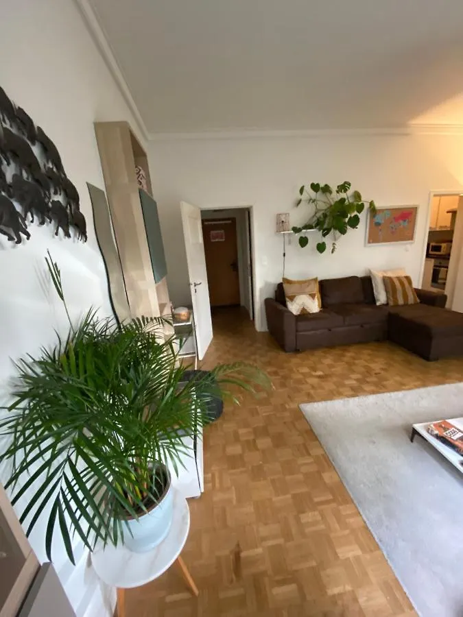 Cosy Studio Louise-Chatelain Apartment Brussels Belgium